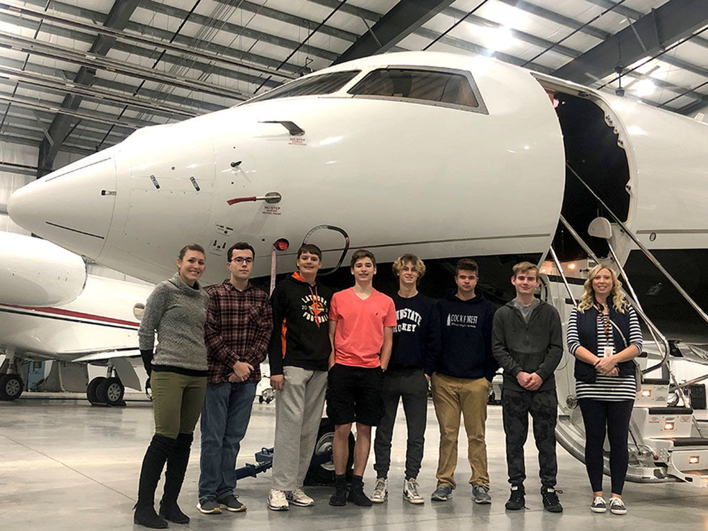 GLSHS students explore aviation